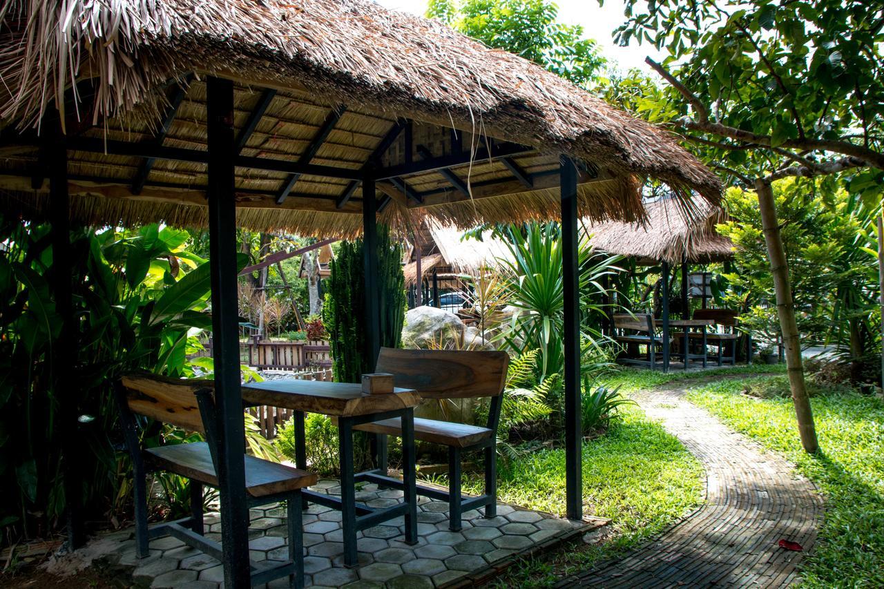 Hotel Papa'S Garden à Doi Saket Extérieur photo