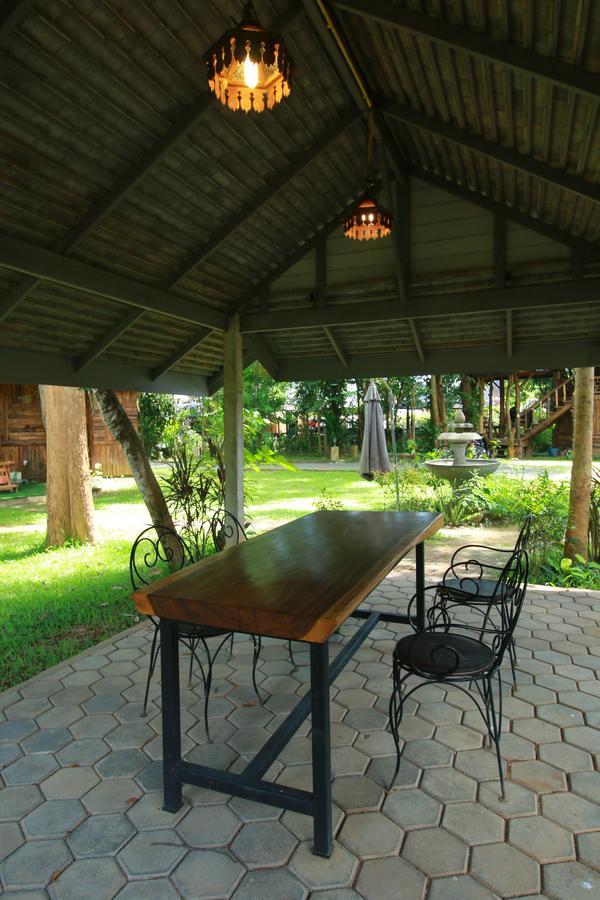 Hotel Papa'S Garden à Doi Saket Extérieur photo